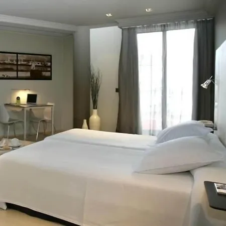 Crisol Almirante 4*