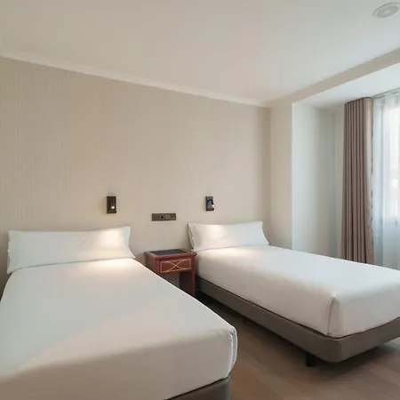 Hotel Crisol Almirante
