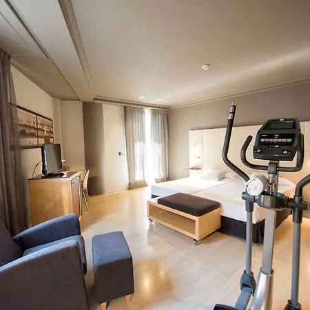 Hotel Crisol Almirante