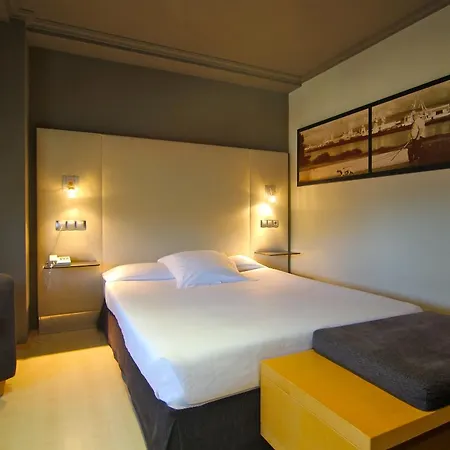 Almirante Hotel 4*